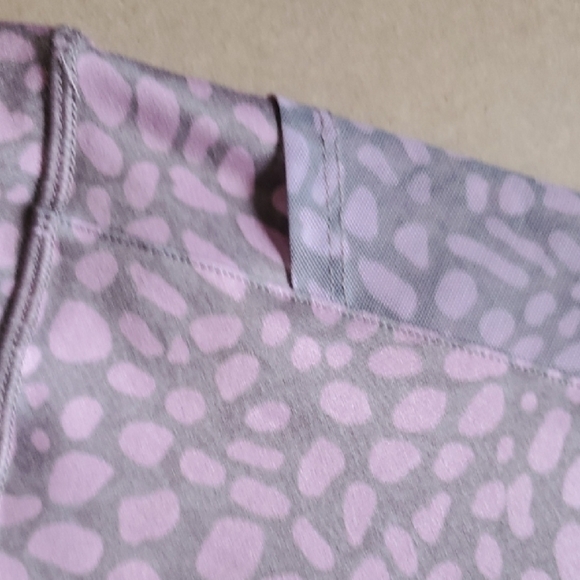 Peleton ATHLETIC 2 Piece Leopard Print 2 Piece Set LARGE - Picture 8 of 15